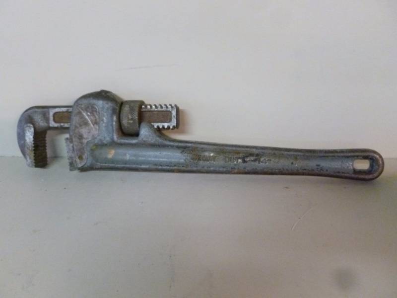 lot 116 image: Pipe Wrench