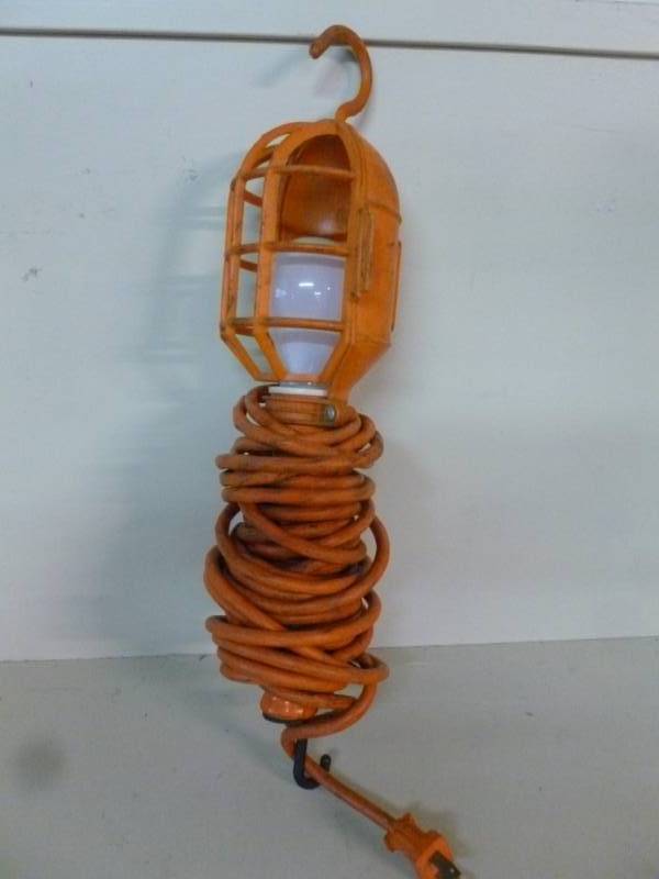 lot 121 image: Trouble Light