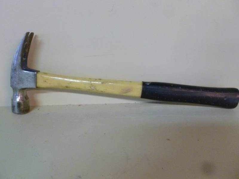 lot 124 image: Framing Hammer