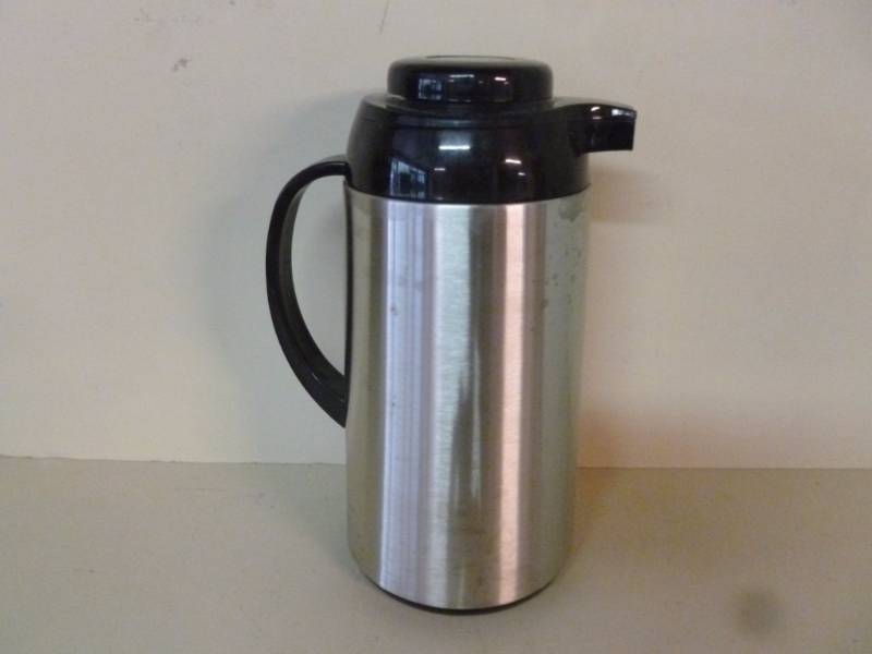 lot 151 image: Beverage Jug