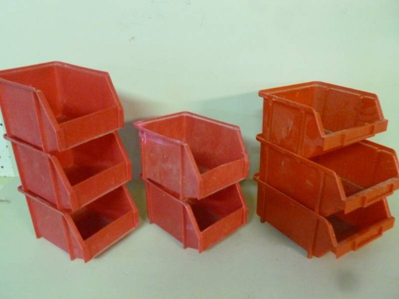 lot 159 image: Small Parts Bins