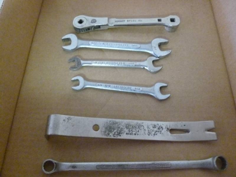 lot 195 image: Tools