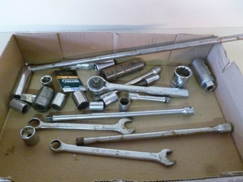 lot 203 image: Tools