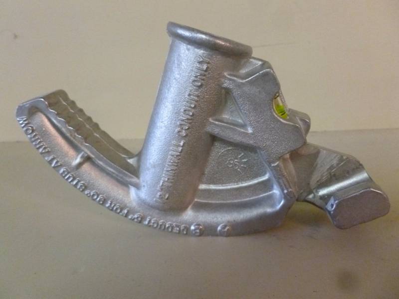 lot 215 image: Pipe Bender