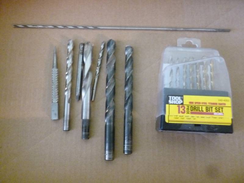 lot 218 image: Tools