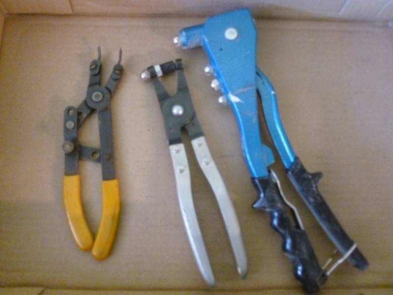lot 220 image: Tools