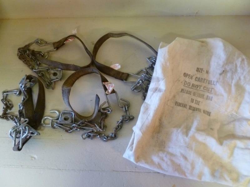 lot 242 image: Chain Set