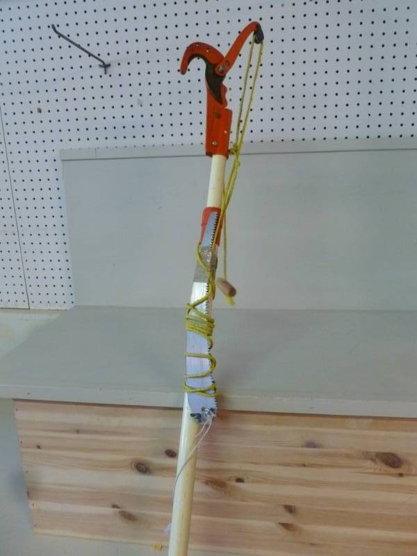 lot 246 image: Limb Trimmer