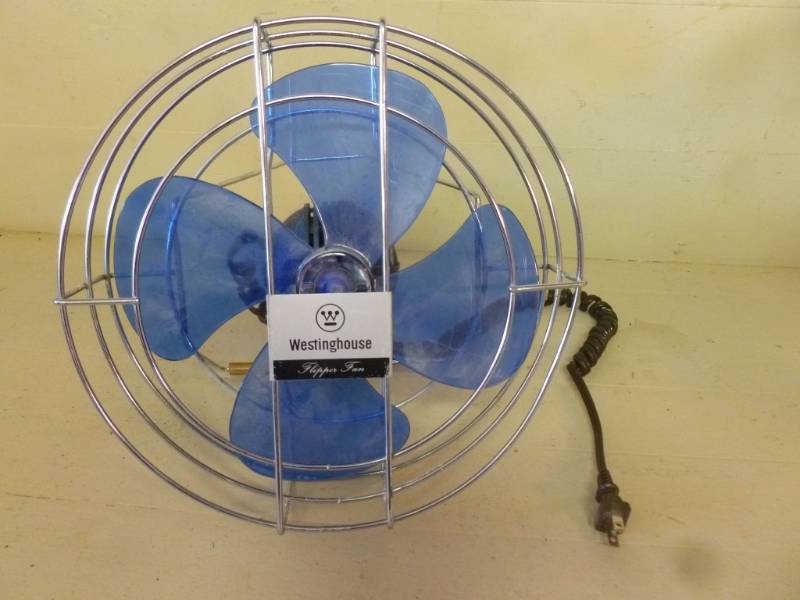 lot 297 image: Fan