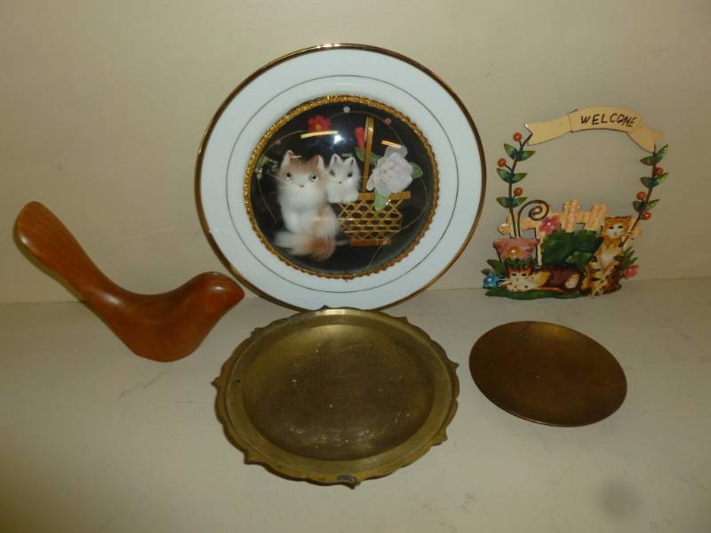 lot 316 image: Decorative