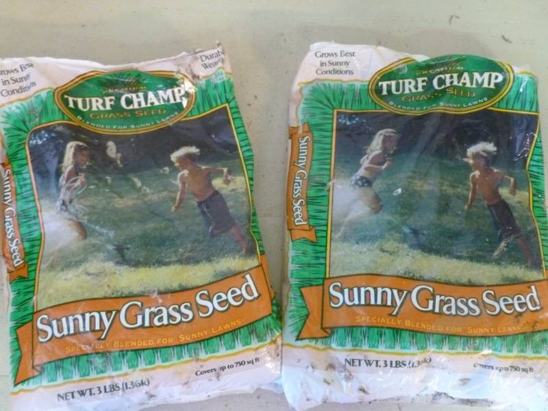lot 324 image: Grass Seed
