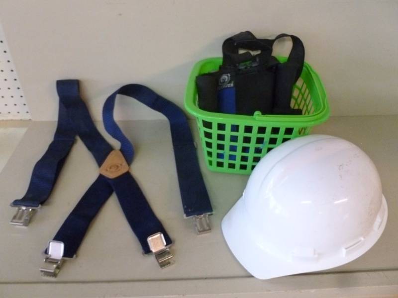 lot 343 image: Suspenders