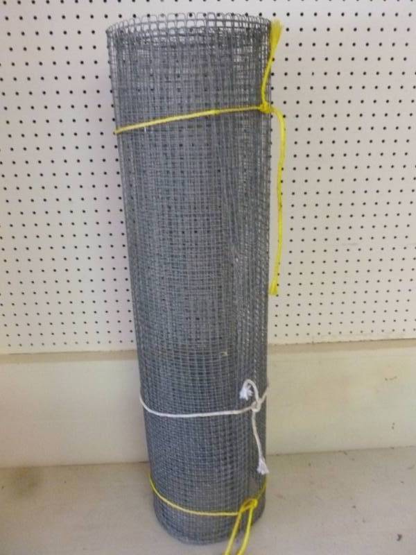 lot 358 image: Garden Fencing