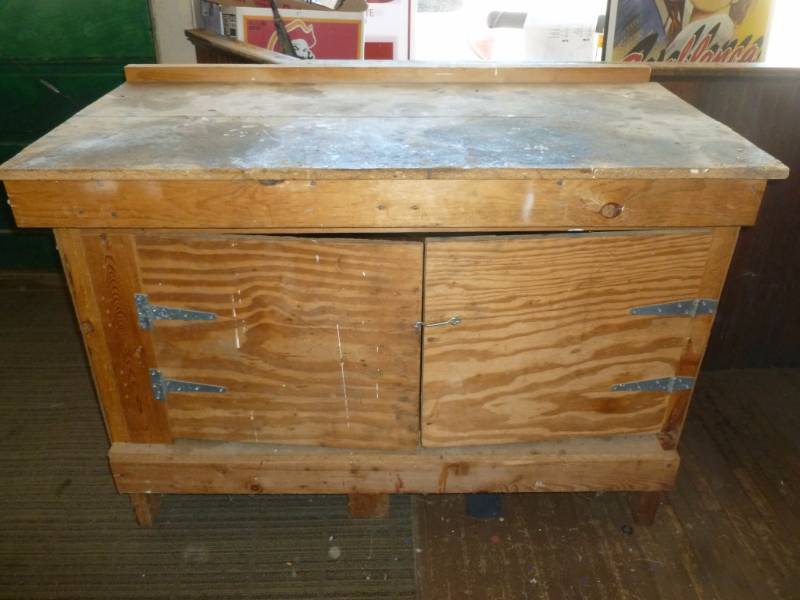 lot 366 image: Work Bench Cabinet