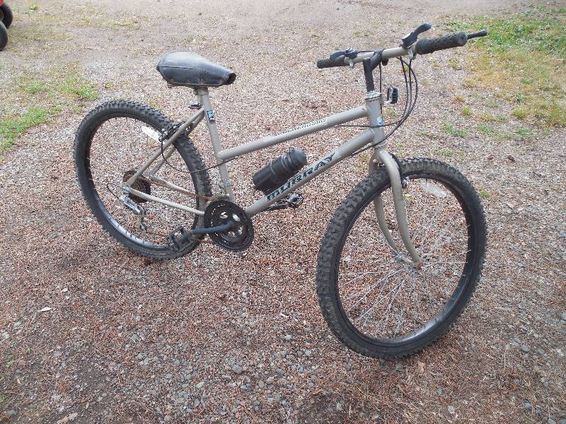 lot 23 image: MURRAY BIKE