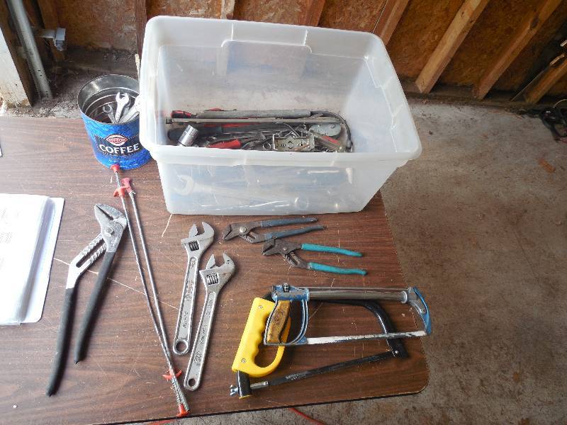 lot 26 image: BIG MIX OF TOOLS