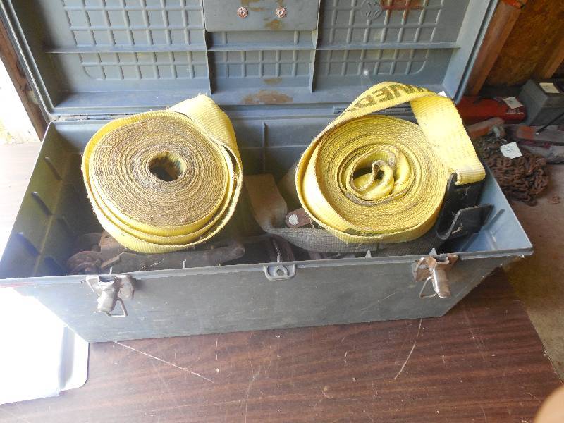 lot 46 image: RATCHET STRAP LOT OF 3