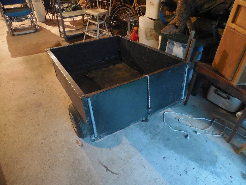 lot 101 image: YARDGARDEN UTILTY TRAILER