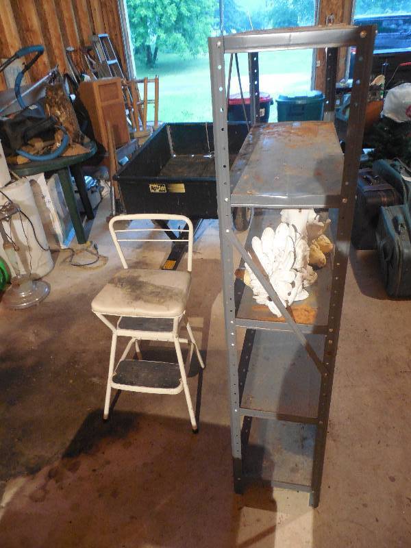 lot 102 image: SHELF WITH STEP STOOL
