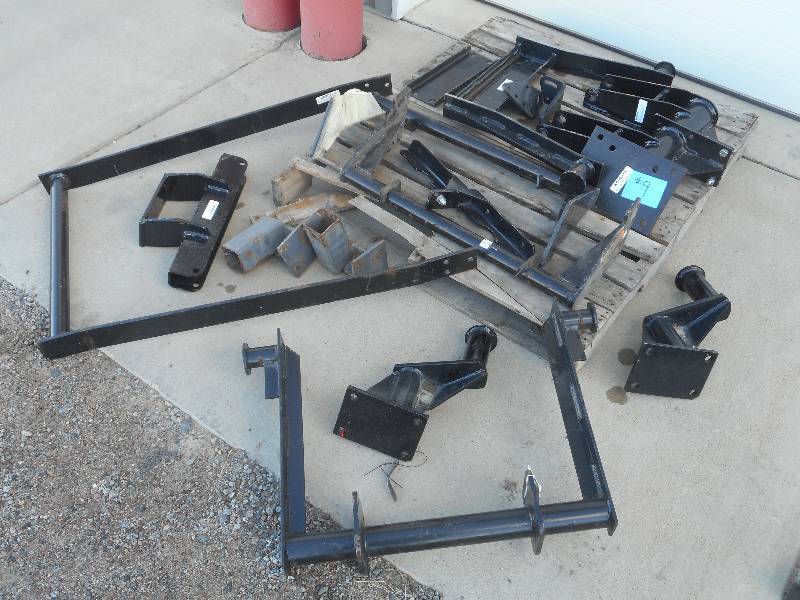 lot 9 image: Pallet Of Unused Compact Diesel Tra...