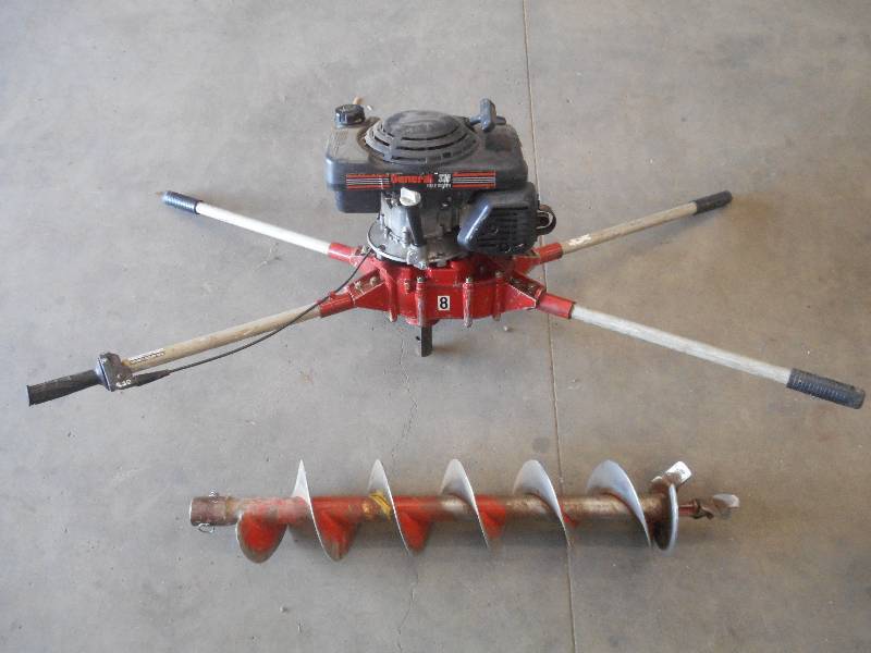 lot 12 image: General 330 Two-Man Hole Digger Wit...