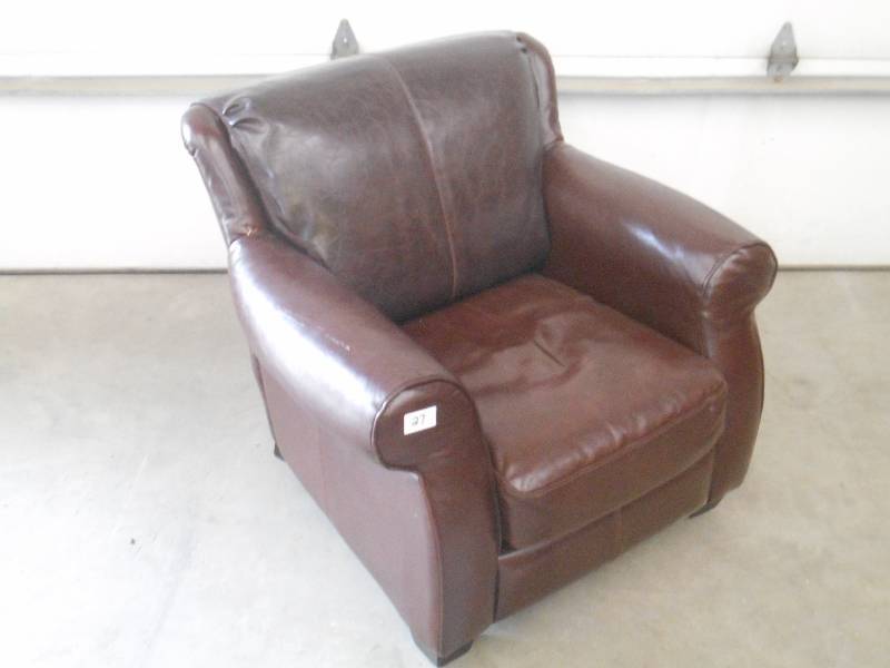 lot 27 image: (1) Cushioned Leather Arm Chair, Us...