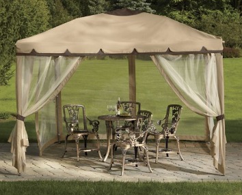 lot 60 image: Unused Unassembled 10x10 Backyard...
