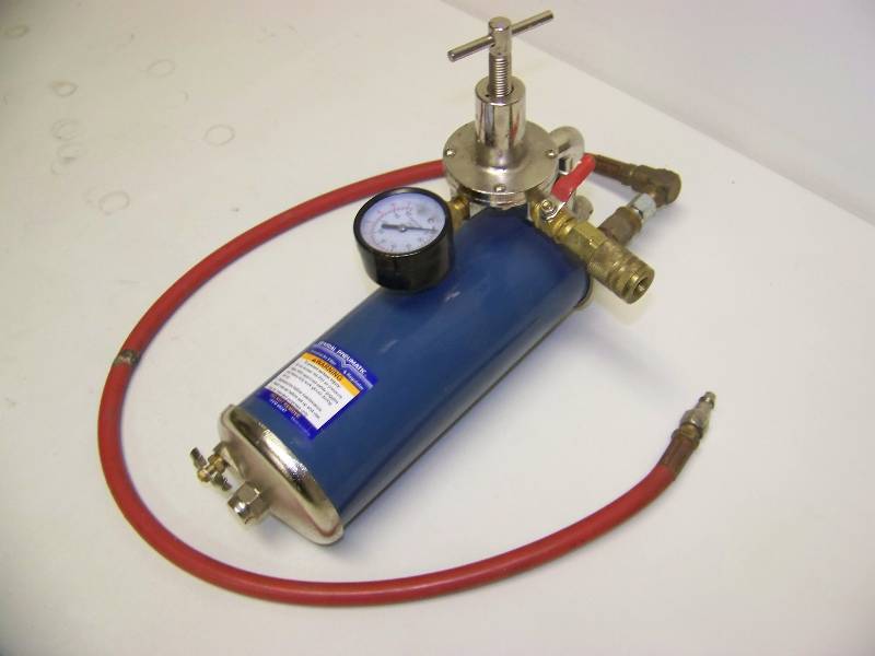 lot 16 image: JB Industries, Deep Vac  Vacuum Pump and Central Pneumatic, Industrial, Air Filter Regulator