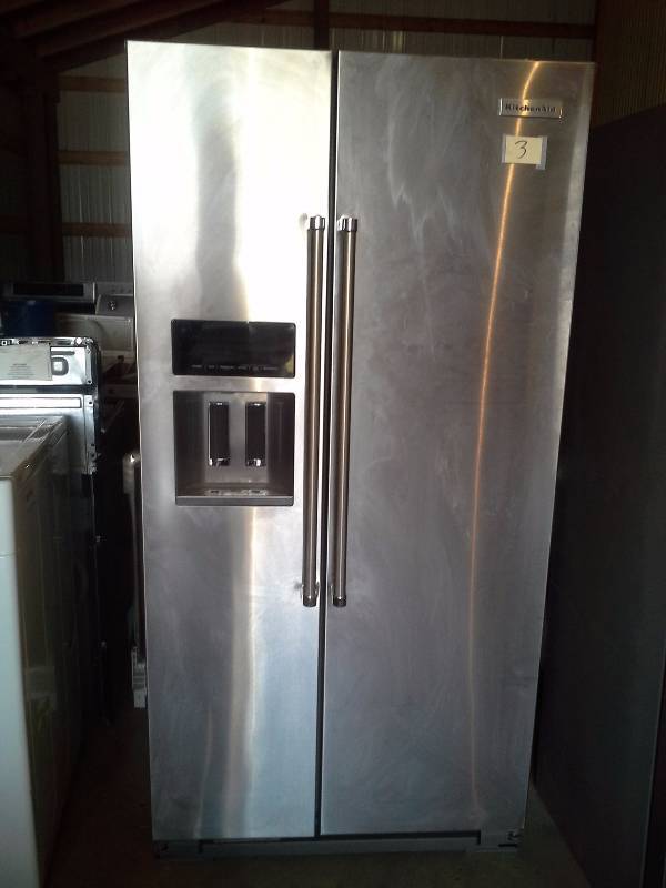 RefrigeratorFreezer
