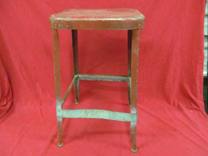 lot 29 image: vintage stool