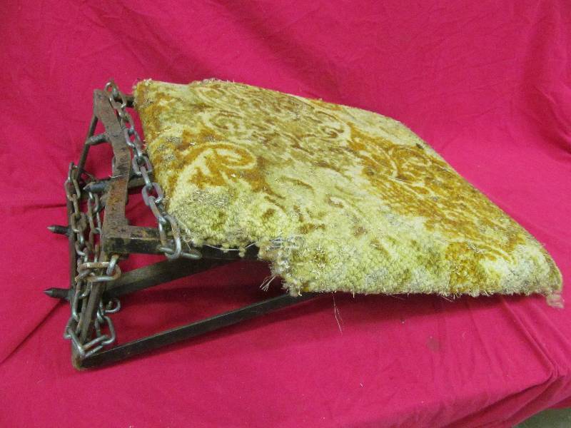 lot 45 image: tree stand seat
