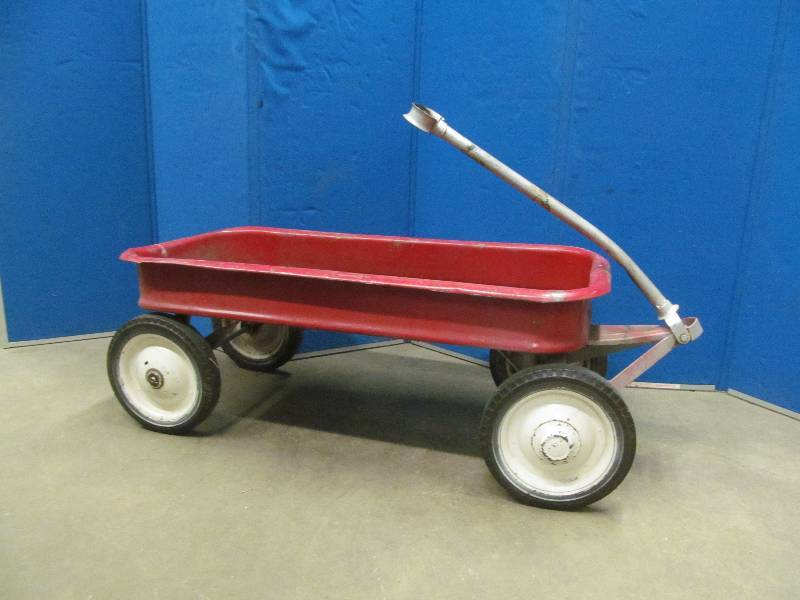 lot 63 image: vintage wagon
