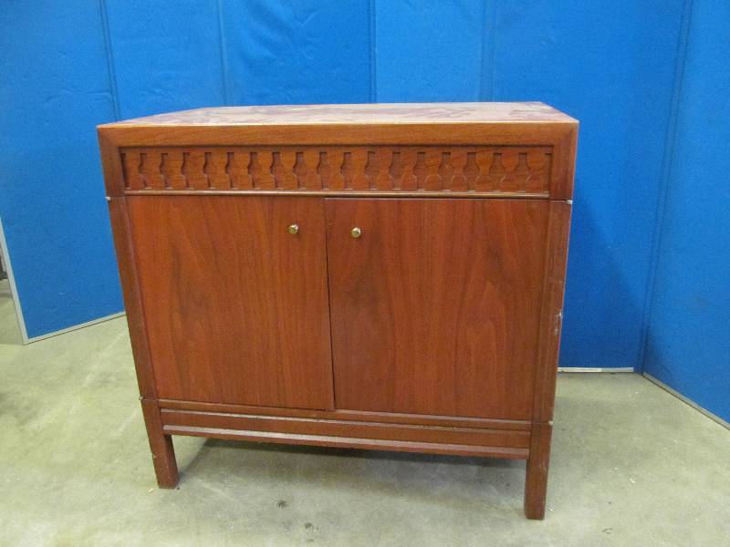 lot 67 image: vintage album rack cabinet
