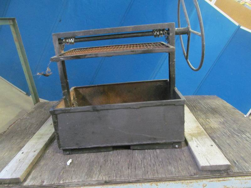 lot 89 image: Tailgater BBQ