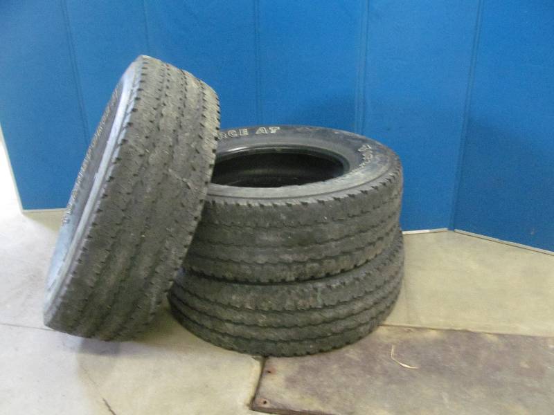 lot 92 image: Firestone Tires