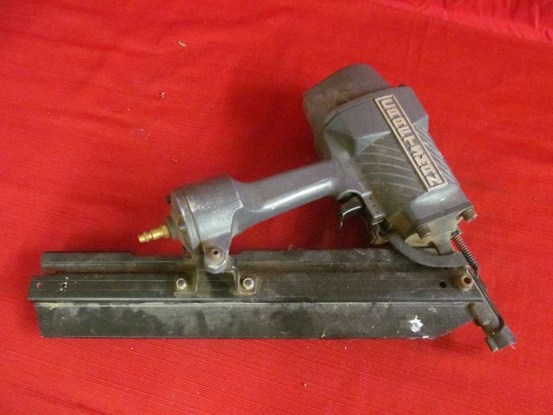 lot 177 image: Craftsman Framing Nailer