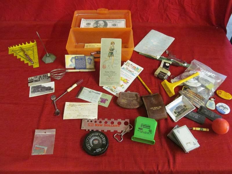 lot 201 image: Advertising Items