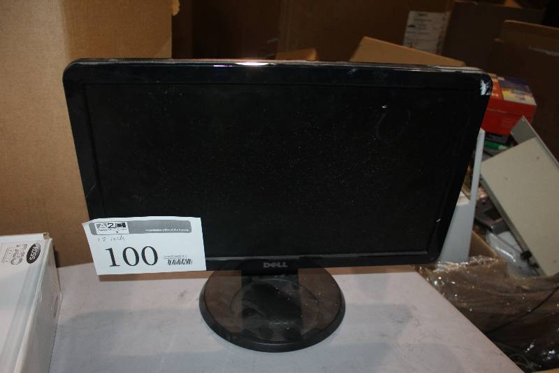 lot 100 image: 18 Dell Computer Monitor