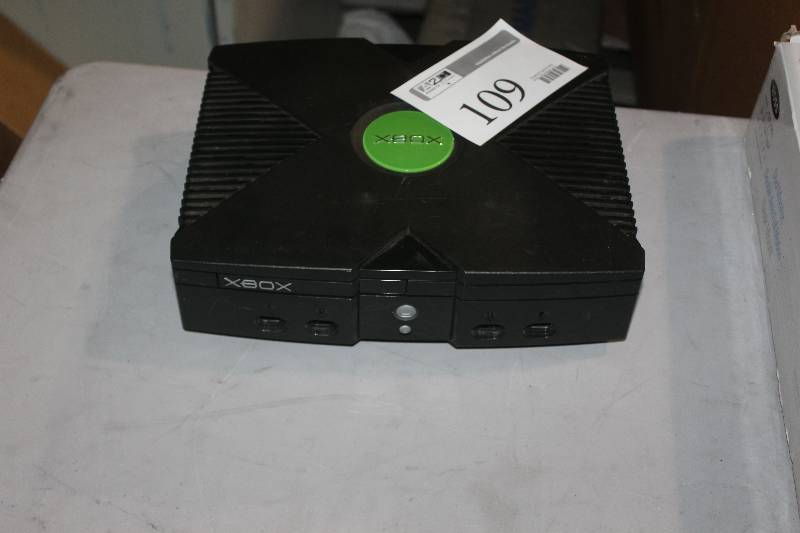 lot 109 image: X-Box Game Console