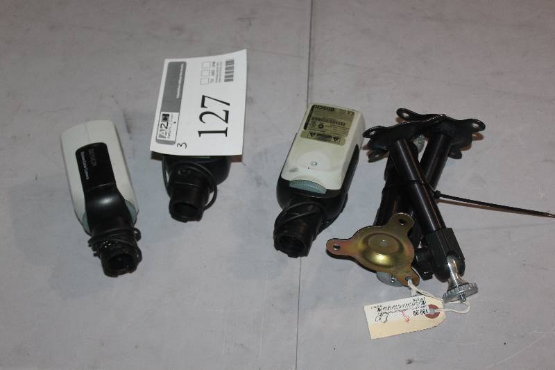 lot 127 image: Lot of (3) Security Camera w Mounts