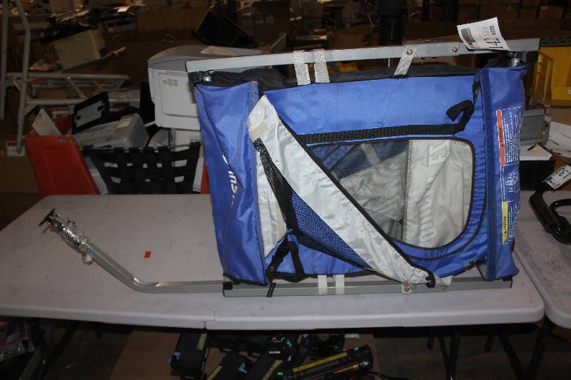 lot 142 image: Child 5-Point Safety Harness