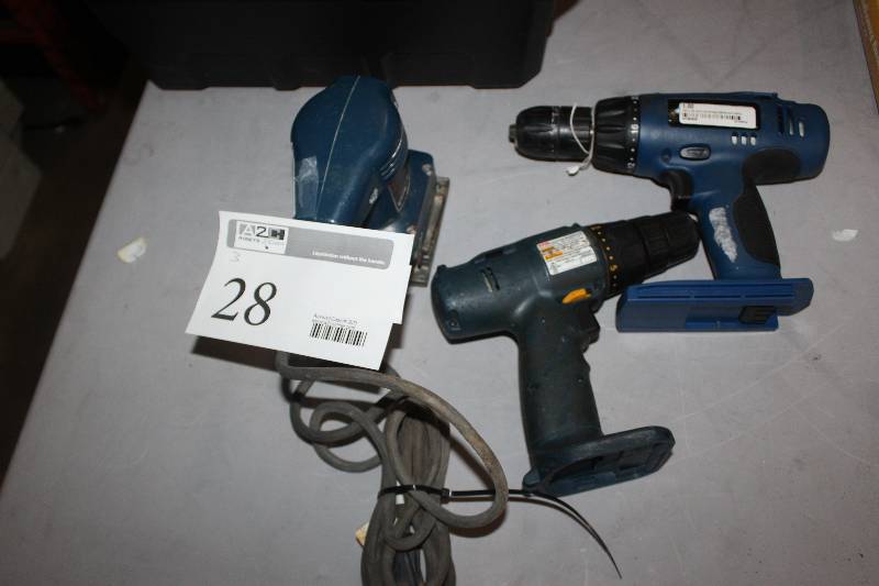 lot 28 image: Lot of (3) Delta Power Tools Including 2) Cordless Drills AND  1) Corded Sander