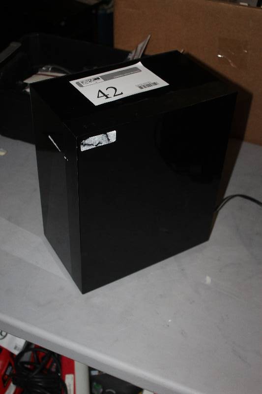 lot 42 image: Samsung Speaker