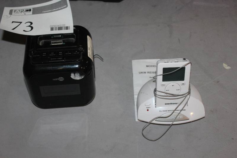 lot 73 image: Lot of (2) Electronics Including 1) UKW Reise-Uhrenradio AND 1) NextPlay iPod Docking Alarm Clock Radio