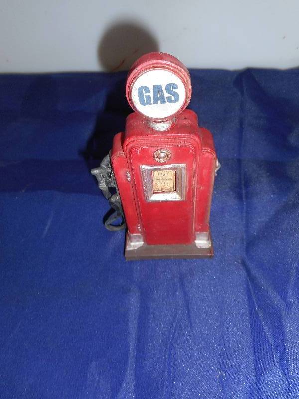 GAS PUMP