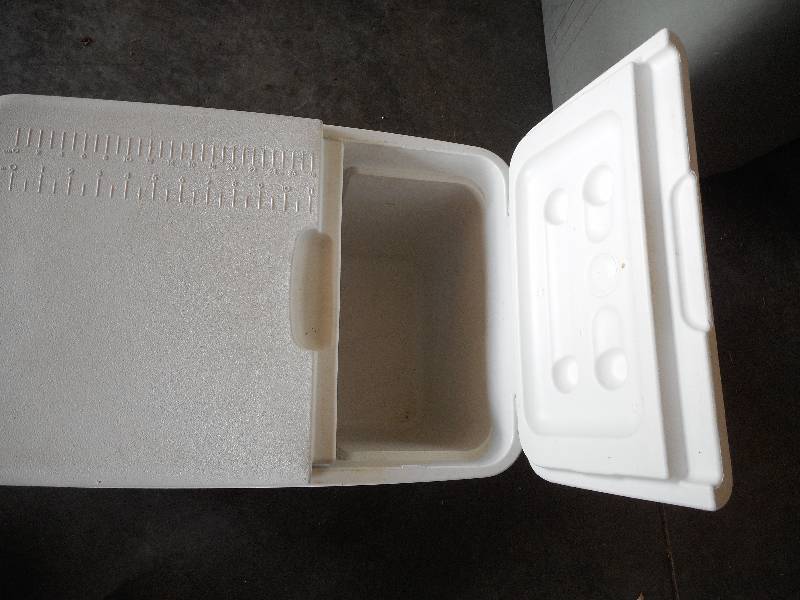 IGLOO FULL SIZE COOLER