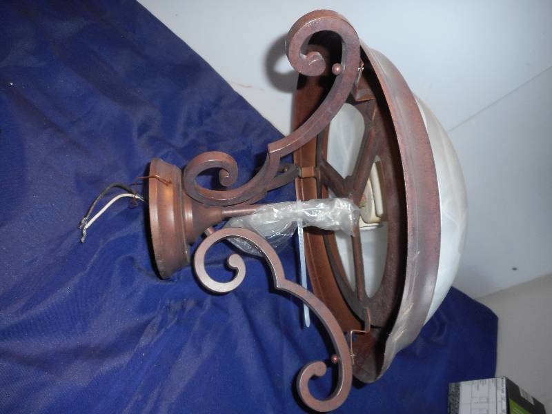 HANGING LIGHT