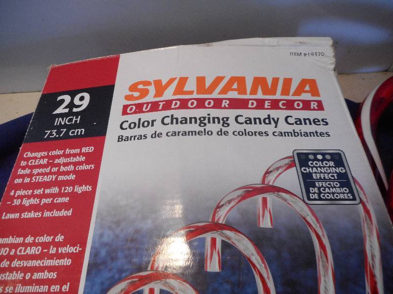 OUTDOOR LIGHT UP CANDY CANES