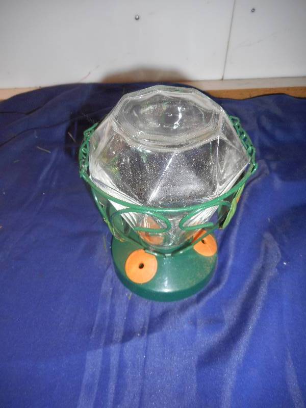 GLASS HUMINGBIRD FEEDER