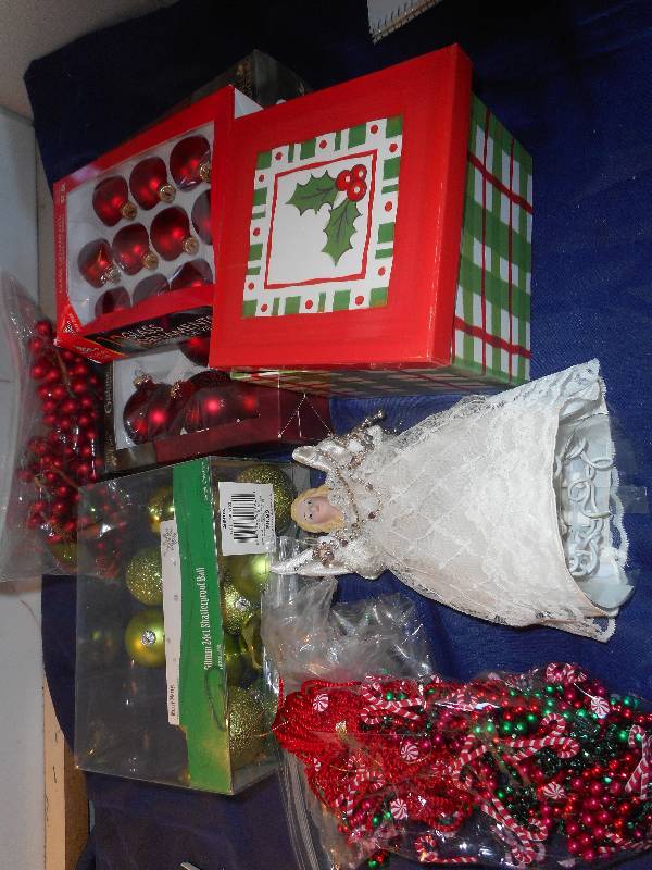 CHRISTMAS DECOR